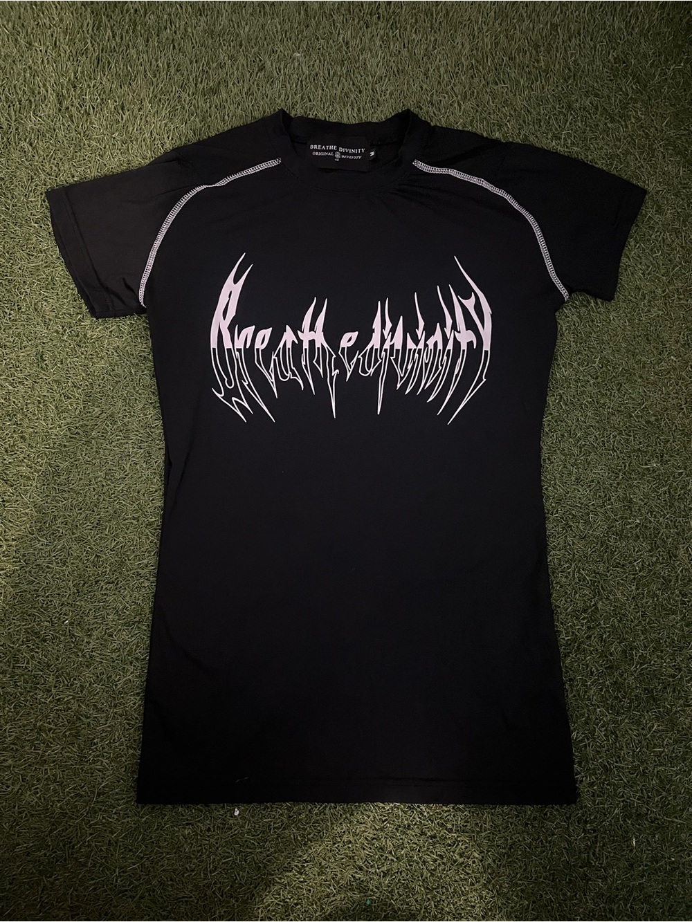 BreatheDivinity Men’s Black Compression Tee gym Graphic Logo Tee